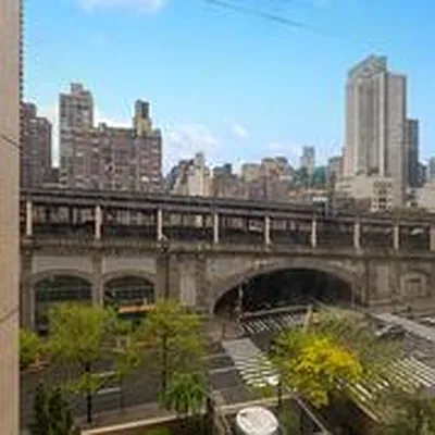 Rented by Compass | media 5