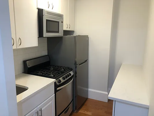 Rented by New York Zone Property Management LLC | media 5