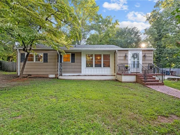 3506 Normandy Rd, Greensboro, NC 27408