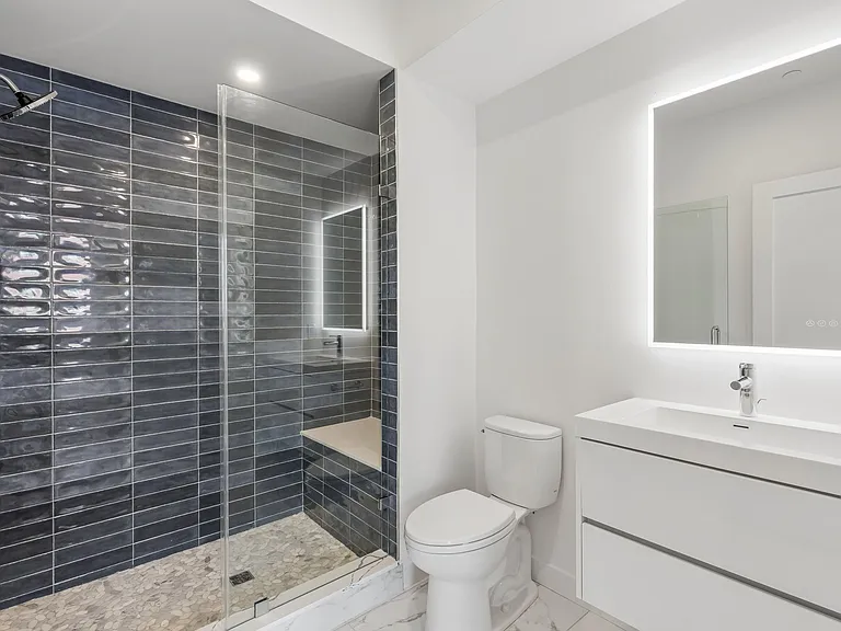 1342 S Bouvier St — Photo 22
