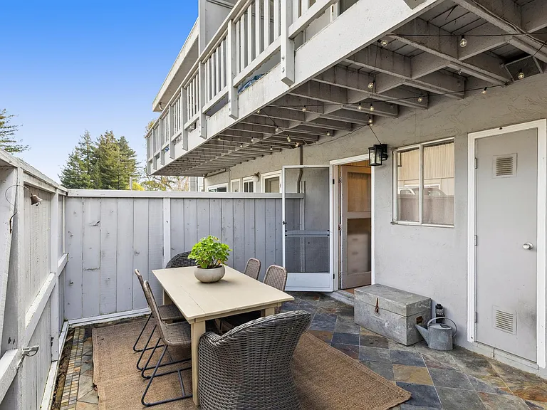 61 Pixley Ave #2 — Photo 6