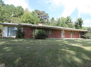 247 Dry Valley Rd, Summerville, GA 30747