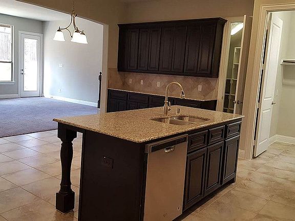 3rd image of 1217 Nimitz Ln