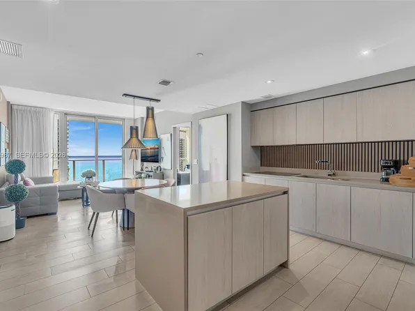 4010 S Ocean Dr #R3305, Hollywood, FL 33019