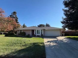 7457 Windbridge Dr, Sacramento, CA 95831