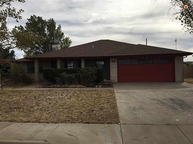 1st image of 724 Mesquite Ave