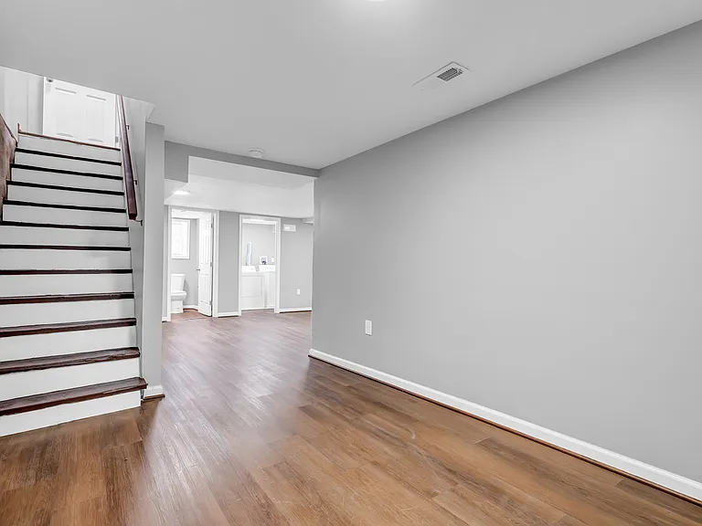 2103 Chelsea Ter #1 — Photo 12