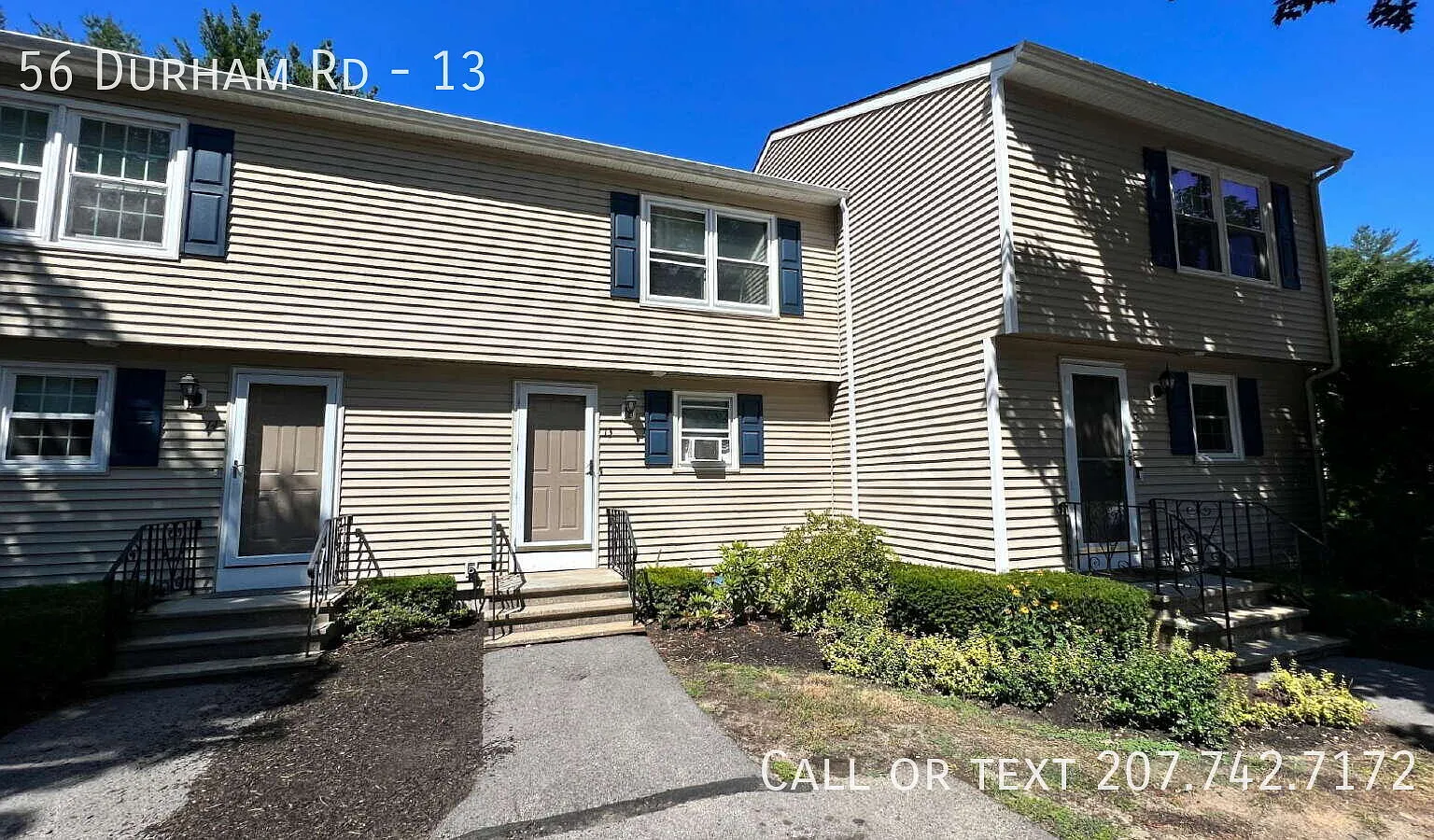 Charming 2-Bed Townhouse with Pool Oasis — Photo 2