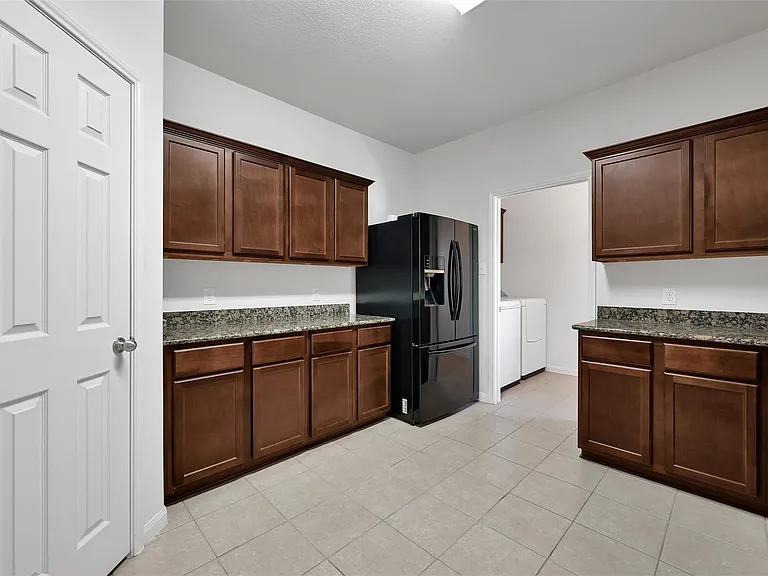 30719 W Lost Creek Blvd — Photo 9