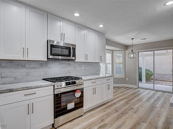 3rd image of 9053 Litchfield Ave