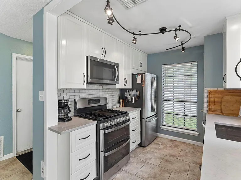 13005 Widge Dr — Photo 10