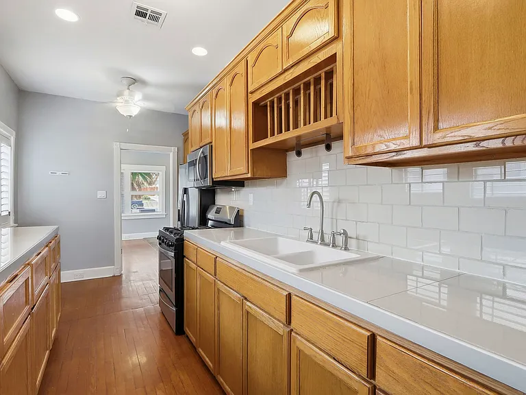 4410 Trowbridge Dr #A — Photo 10