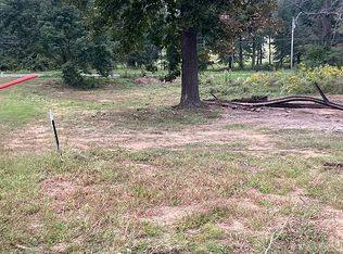 1225 Starr Hill Rd, Paducah, KY 42003