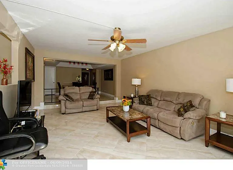 3690 Inverrary Dr #3 — Photo 8