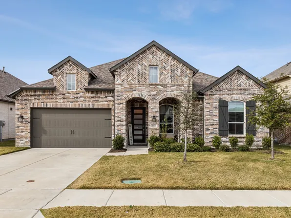 1111 Canterbury Ln, Forney, TX 75126