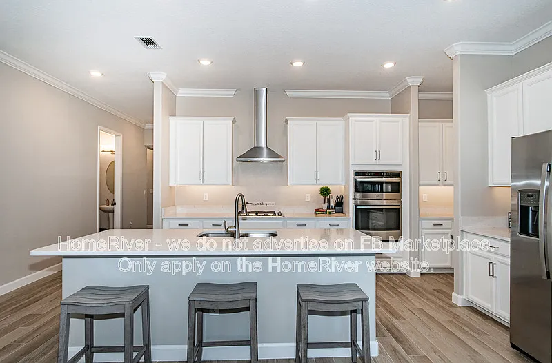 2 bed, 2.5 bath, 2239 sqft, $2,195 — Photo 4