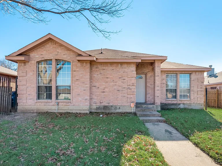 8028 Texridge Dr — Photo 3