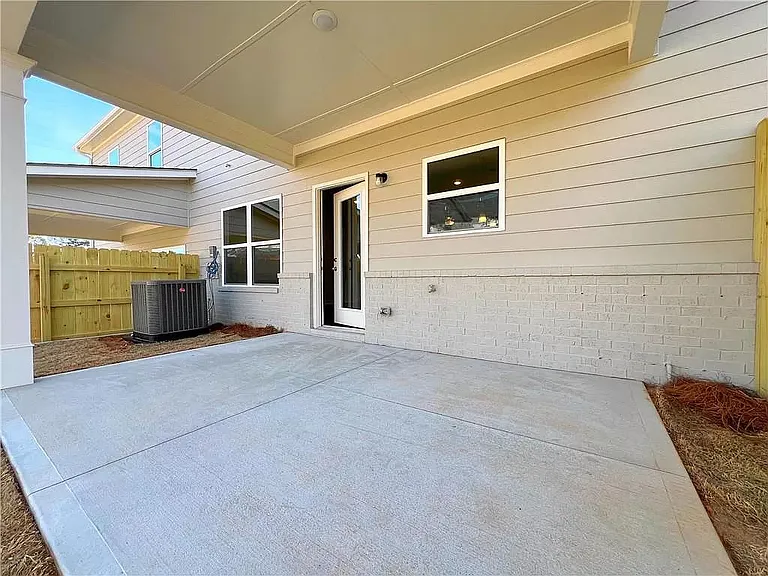 1503 Fern Ridge Ln — Photo 9