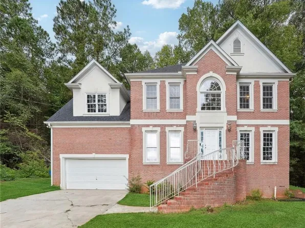 1950 Loch Lomond Trl SW, Atlanta, GA 30331