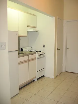 Rented by City Connections Realty | media 17