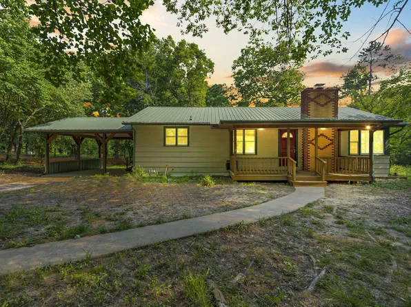405 E Jefferson Avenue Avenue, Pierce City, MO 65723
