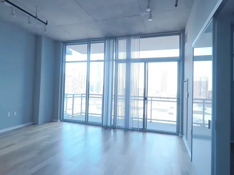 1136 S Delano Ct W #518 — Photo 3