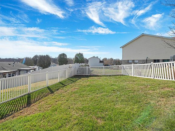 4th image of 1120 Peach Blossom Ct
