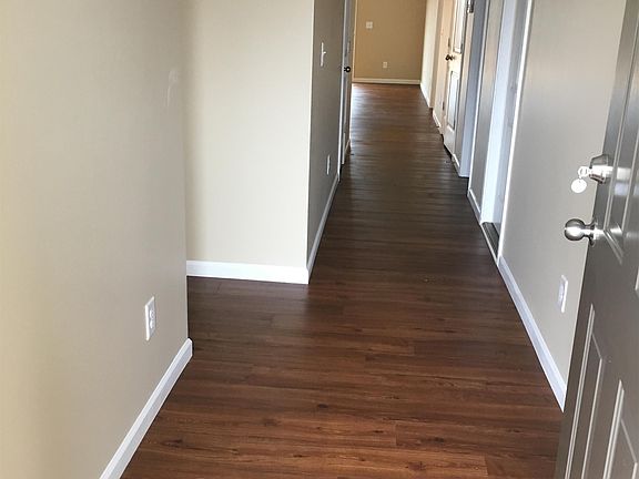 3rd image of 229 Mary High Dr