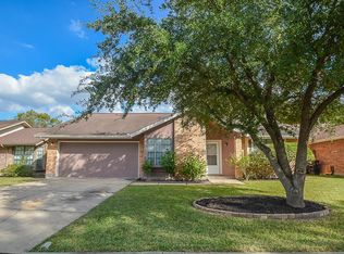 9323 Denbridge Dr, Houston, TX 77083