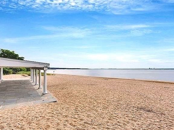 Beach House Covered Patio