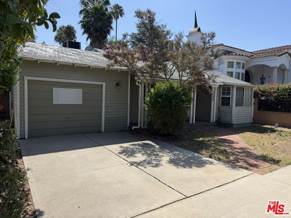 1st image of 5136 Noble Ave