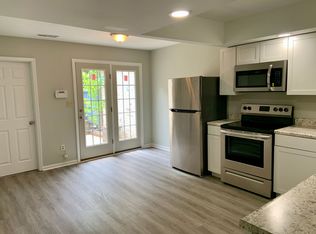 2005 Reaches Pl SW APT C, Huntsville, AL 35802