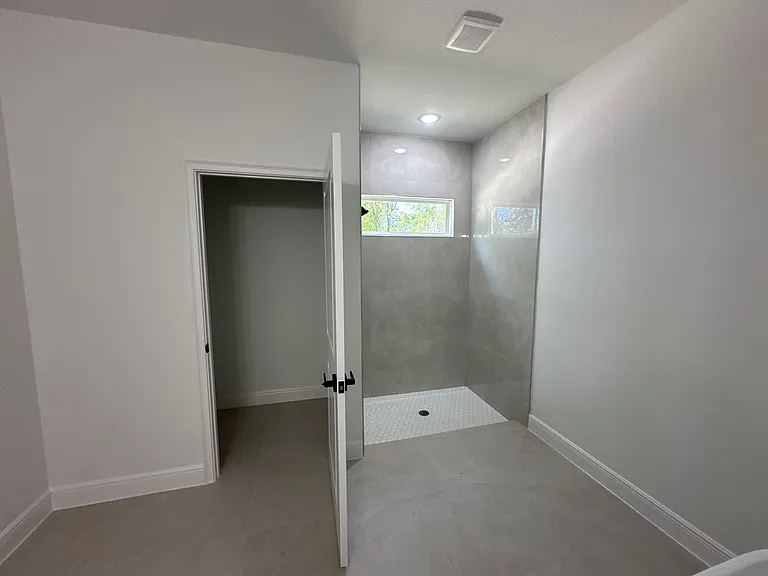8165 N Santos Dr — Photo 10