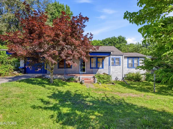 163 Ivy Ave, Lenoir City, TN 37771