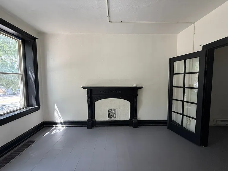 607 Chestnut St — Photo 3