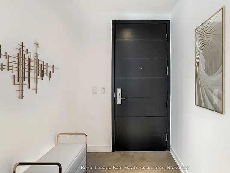 488 University Ave #2302 — Photo 5