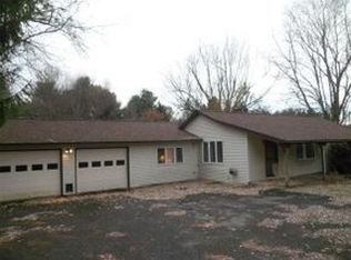 473 Cafferty Hill Rd, Endicott, NY 13760