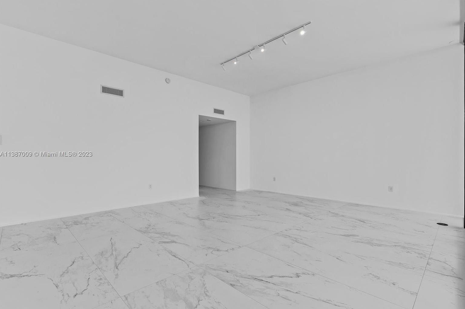 1000 Biscayne Blvd 4702, Miami, FL 33132 Zillow