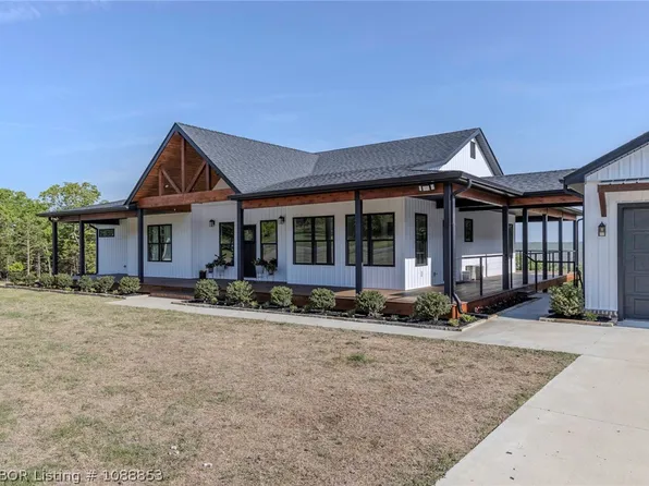 2000 N Main St, Greenwood, AR 72936