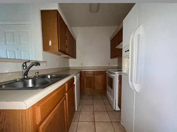 10396 E La Palma Ave APT B, Gold Canyon, AZ 85118