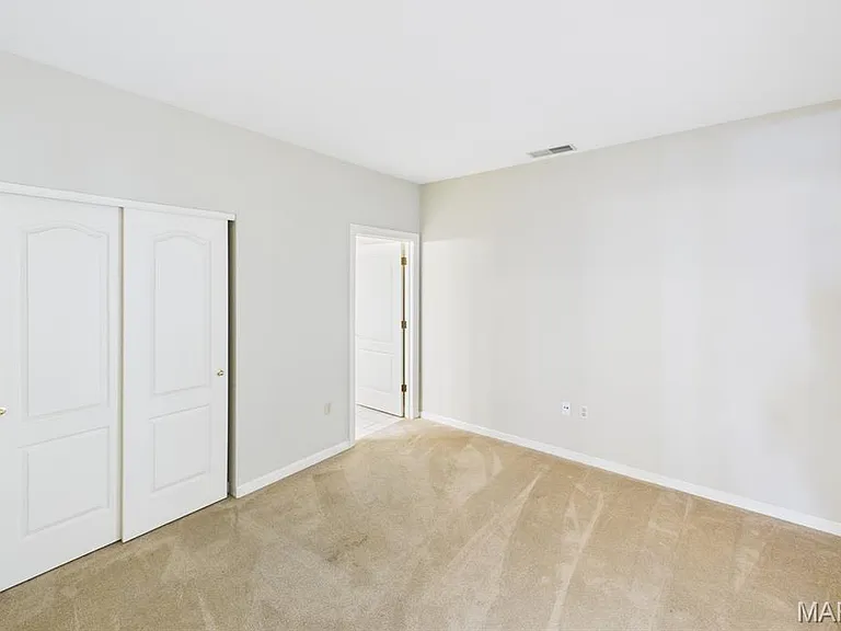 400 S 14th St #1204 — Photo 14