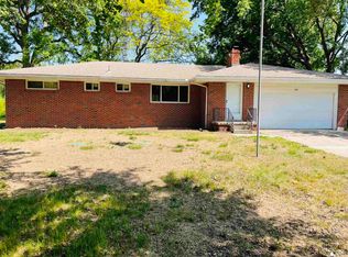 532 W Sterns Rd, Temperance, MI 48182