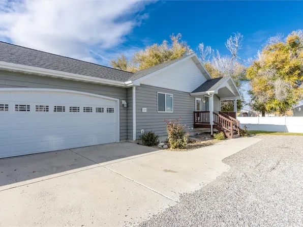 737 Lambrecht Ln, Billings, MT 59105