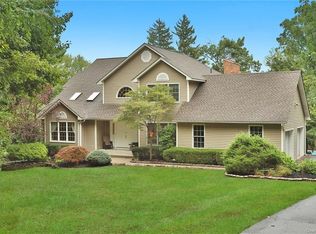 90 Yale Ter, Blauvelt, NY 10913