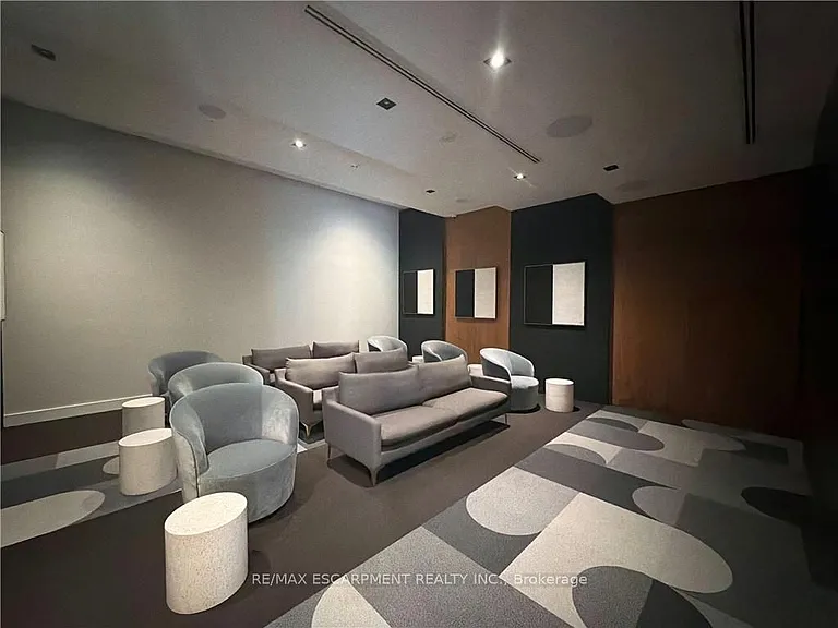 509 Dundas St W #616 — Photo 27