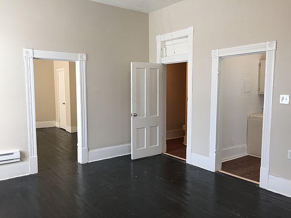 4th image of 101 W 38th St APT C