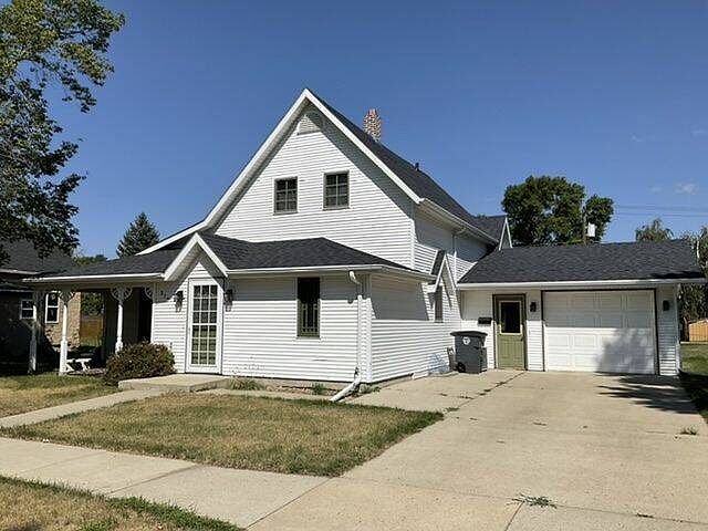 1st image of 317 15th St SE