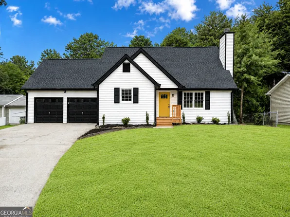 1992 Red Rose Ln, Loganville, GA 30052