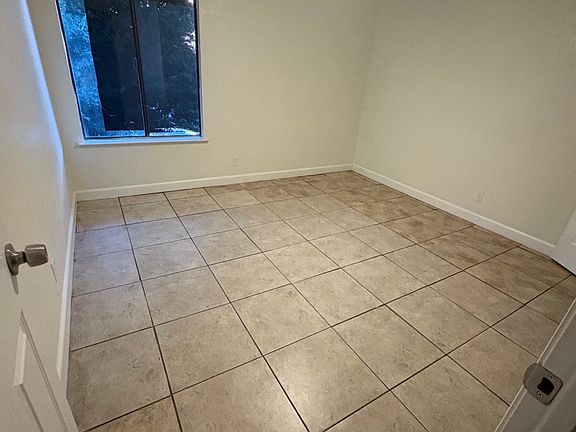 5th image of 1221 N Peach Ave APT 262