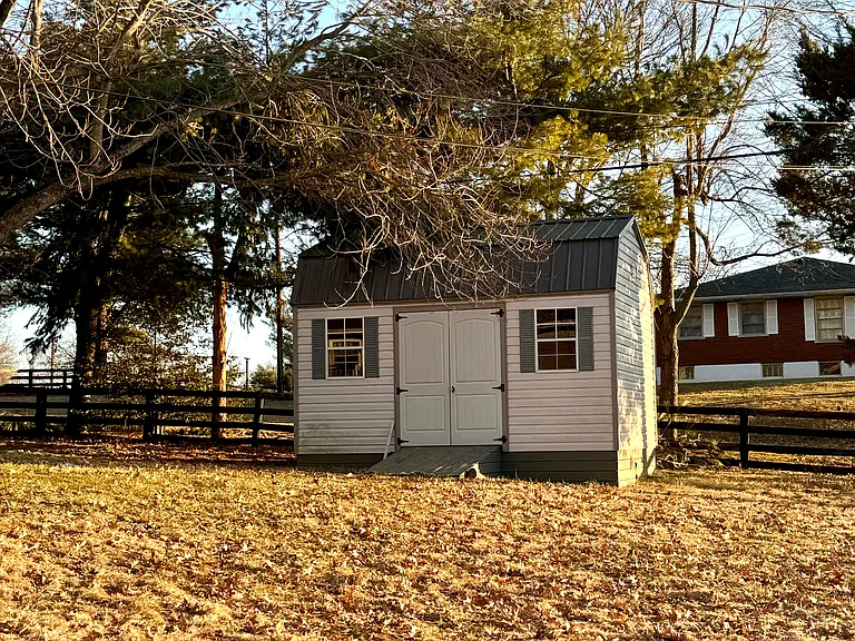 607 Yale Dr — Photo 13